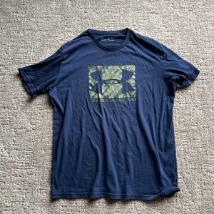 Under Armour heat gear T shirt XL